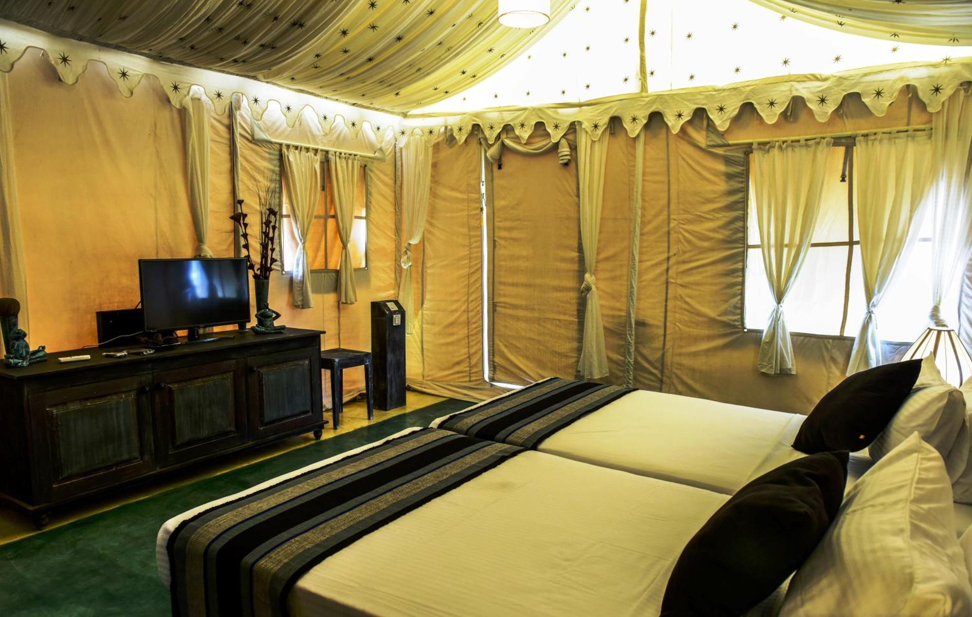 Rangiri Dambulla Resort Room photo